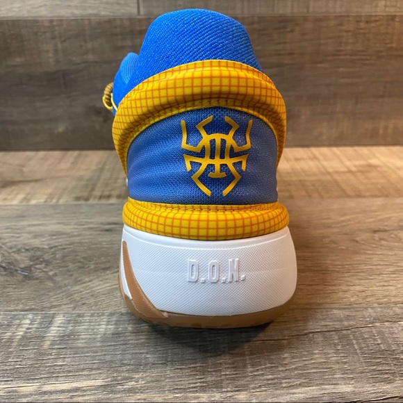 Adidas D.O.N. Issue #2 Toy Story ‘Woody’ - Picture 4 of 10